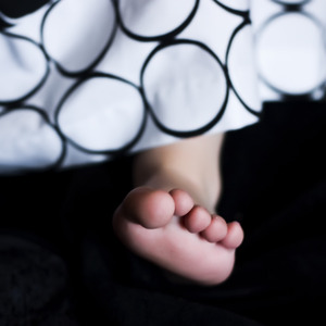 bella toes.jpg